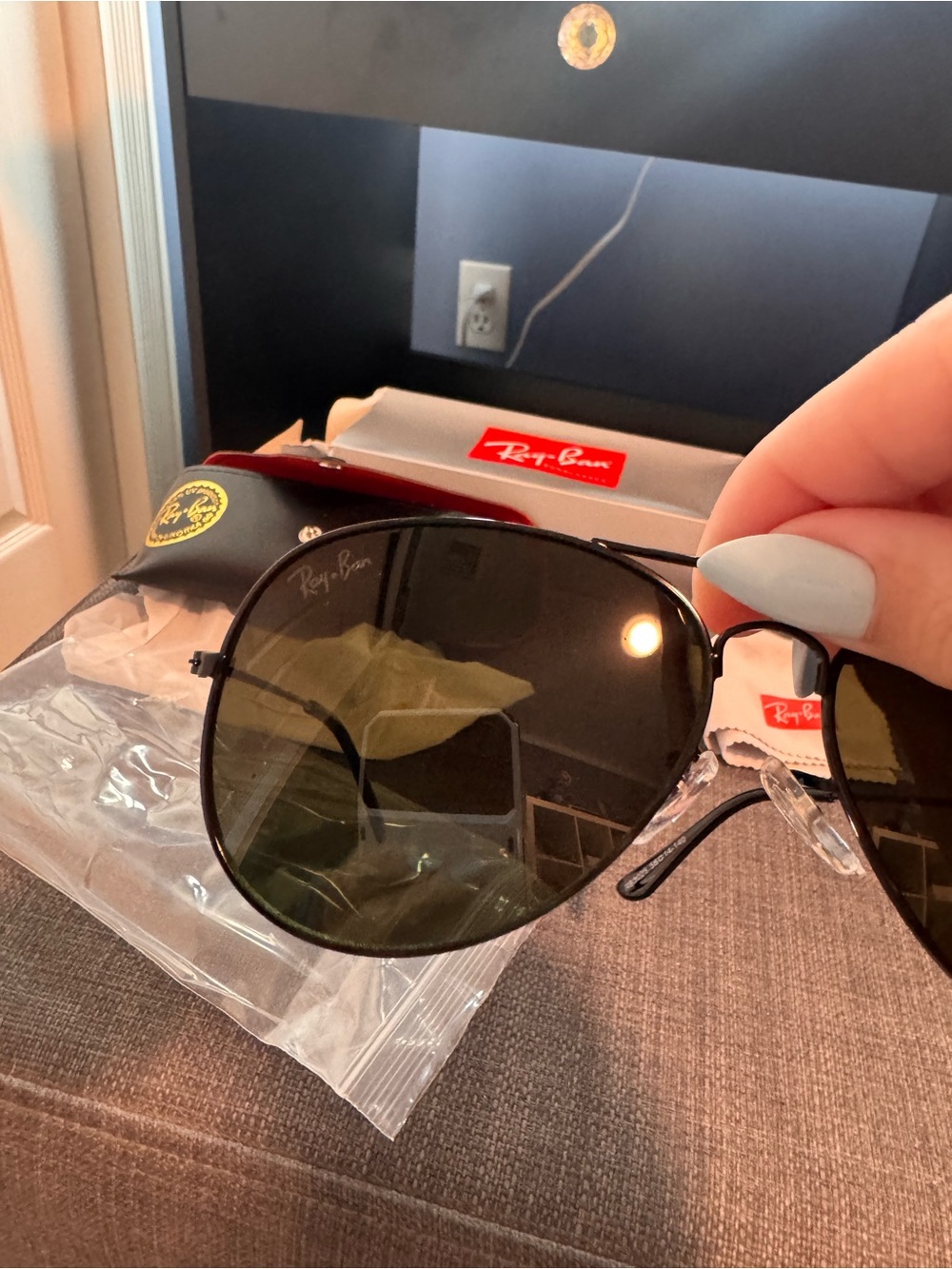New RayBan Sunglasses - Picture 2 of 5